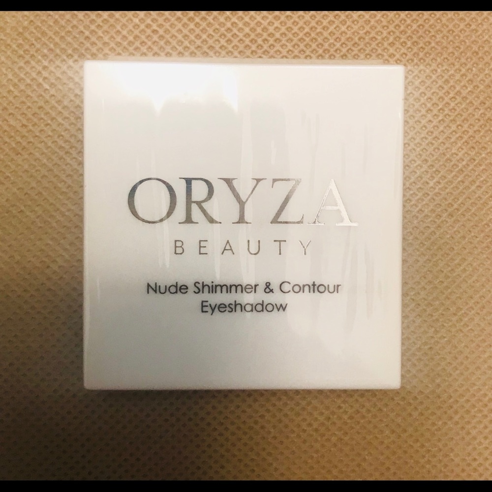 Oryza Beauty eyeshadow